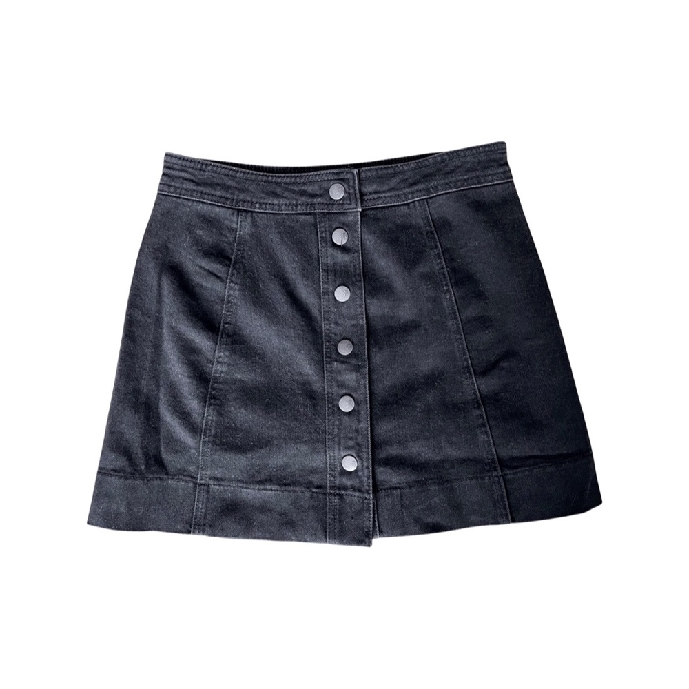 Madewell Metropolis Snap Jean Skirt in Black